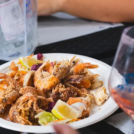 Porta Piccola 招待所 卡斯泰拉内塔